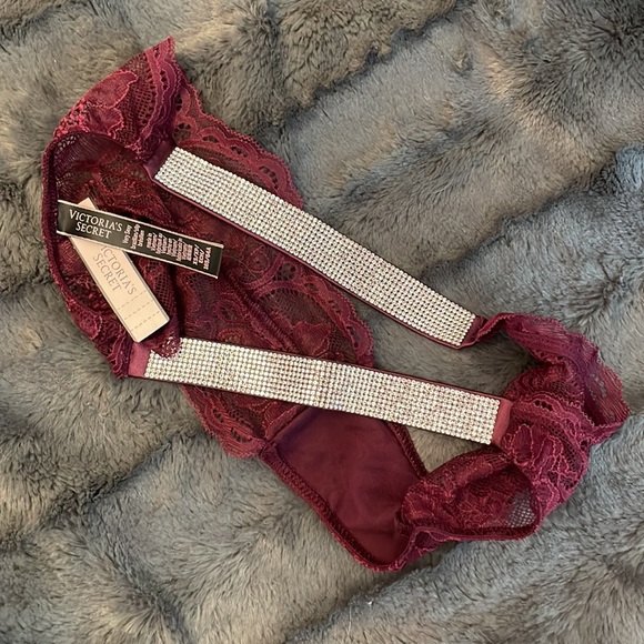 Victoria's Secret Brazilian Thong with crystals - Picture 3 of 3